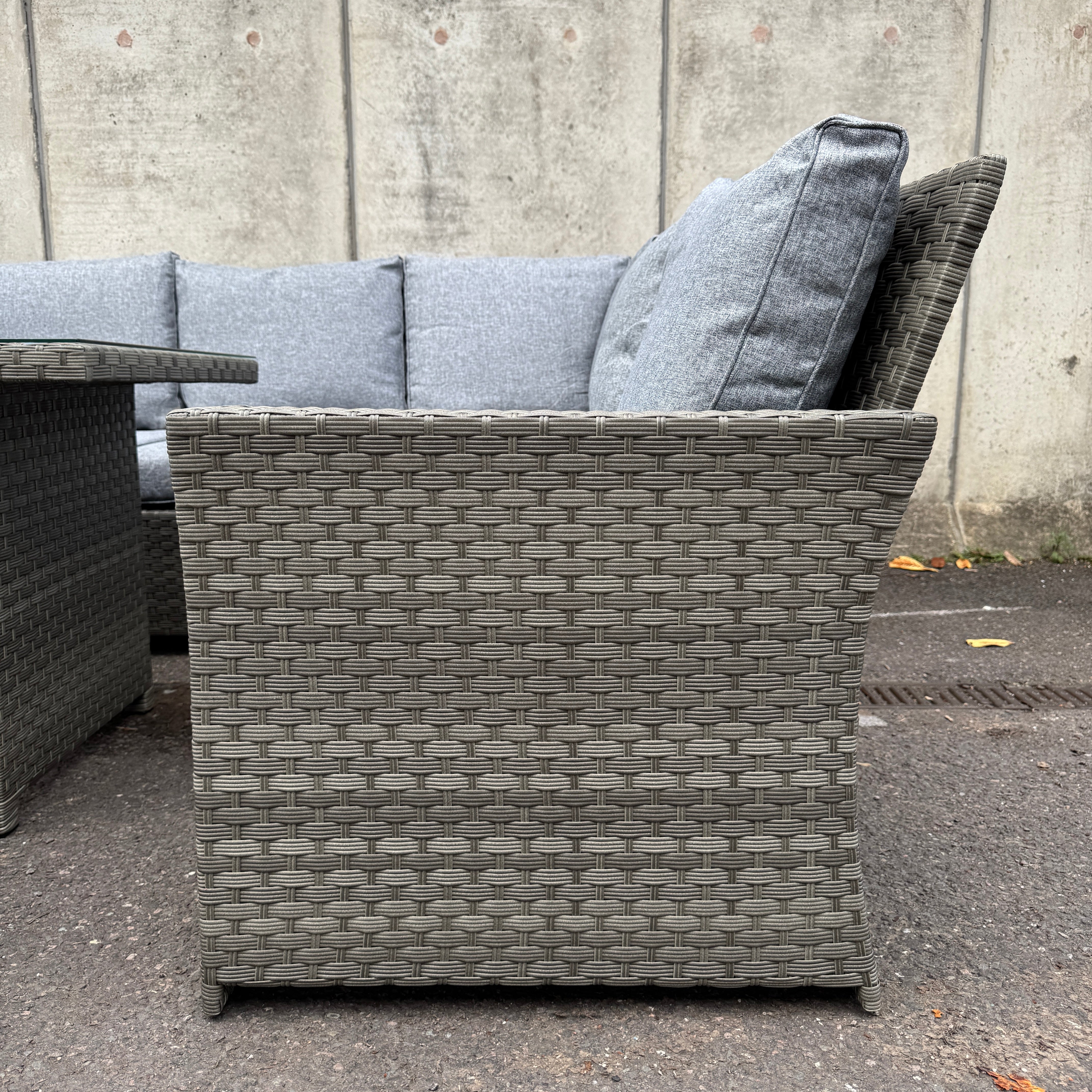 The Willow Corner Rattan Dining Set with Two Stools.