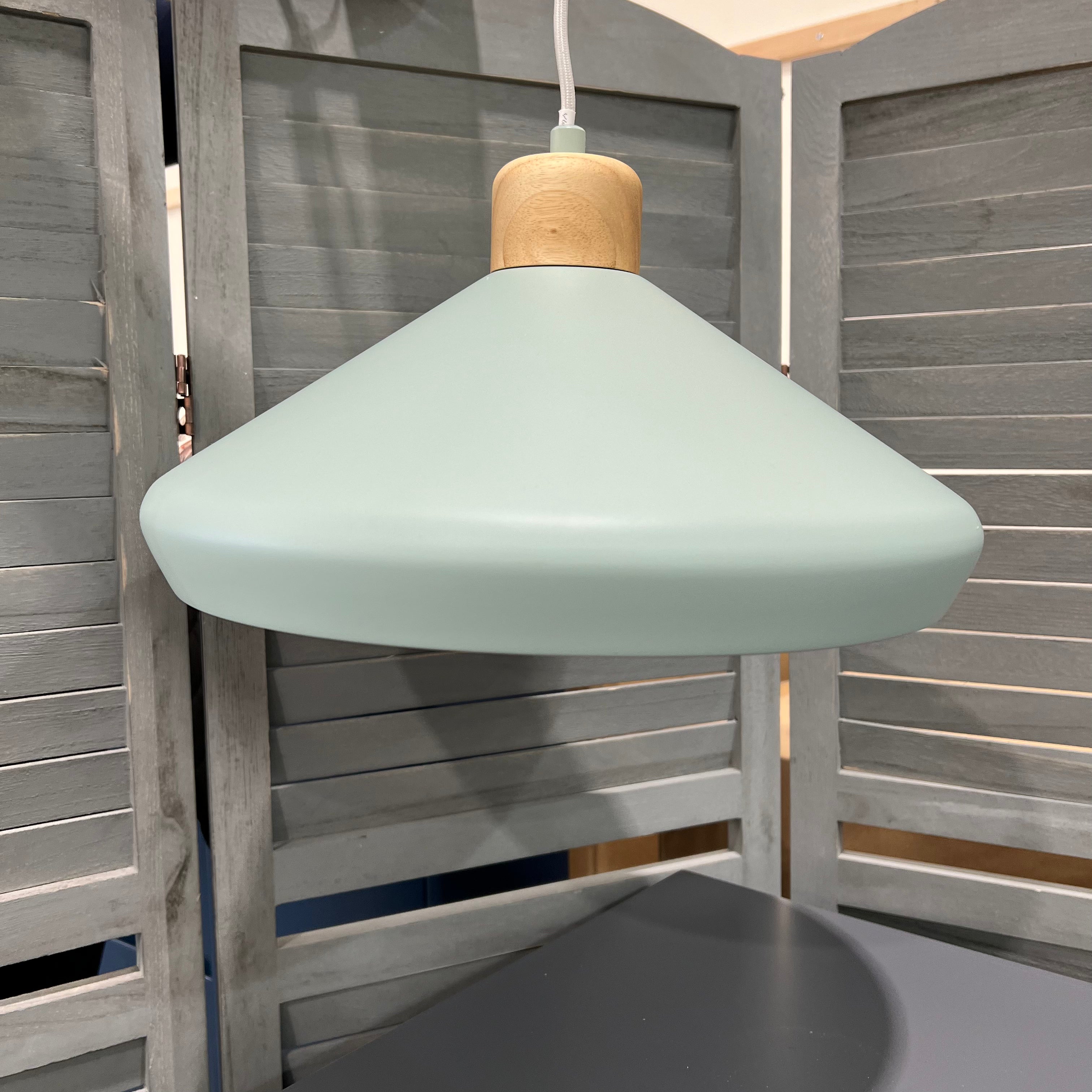 MADE ALBERT PENDANT LIGHT