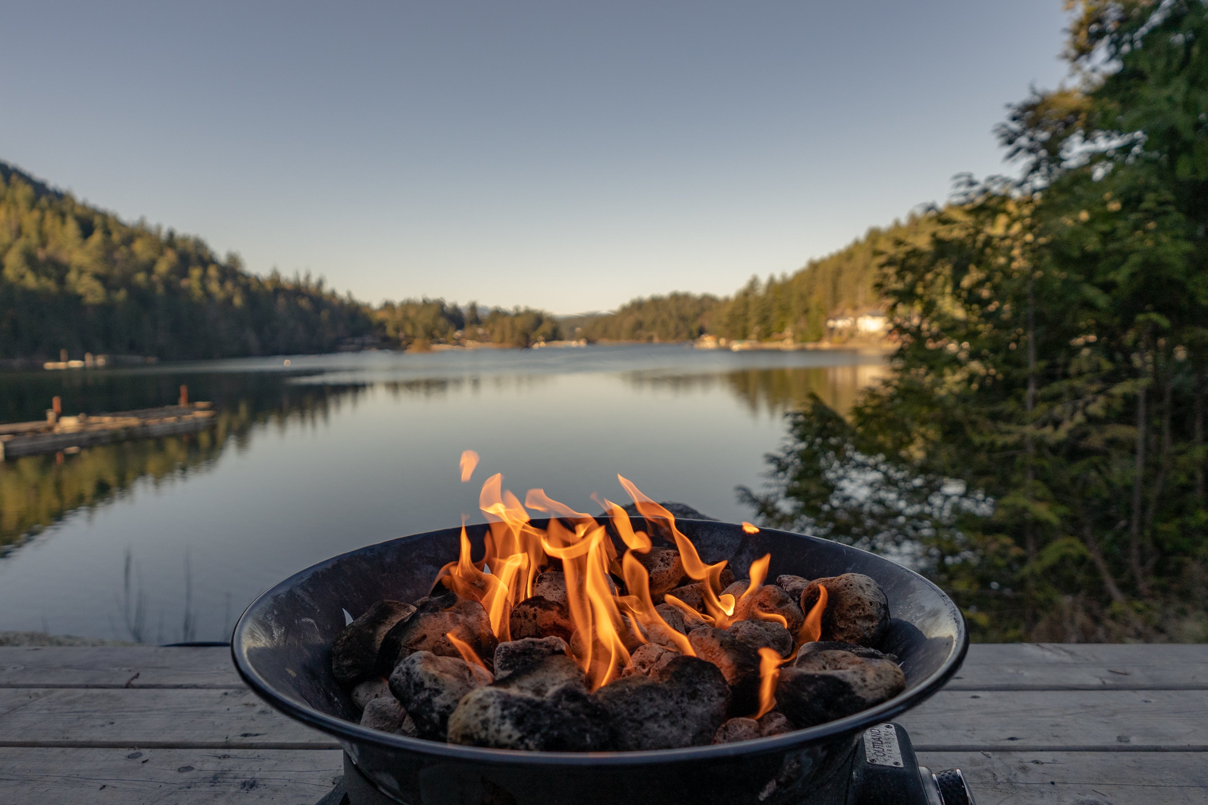 files/a-fire-by-the-lake.jpg